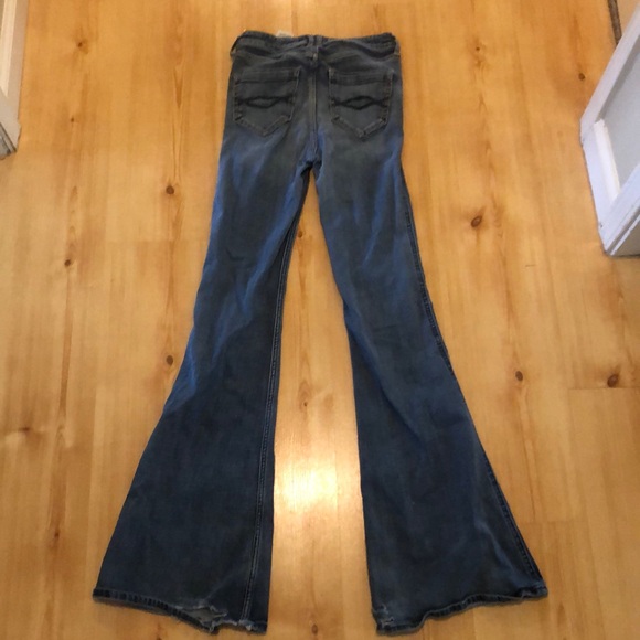 Abercrombie & Fitch Flare Jeans - Picture 2 of 3